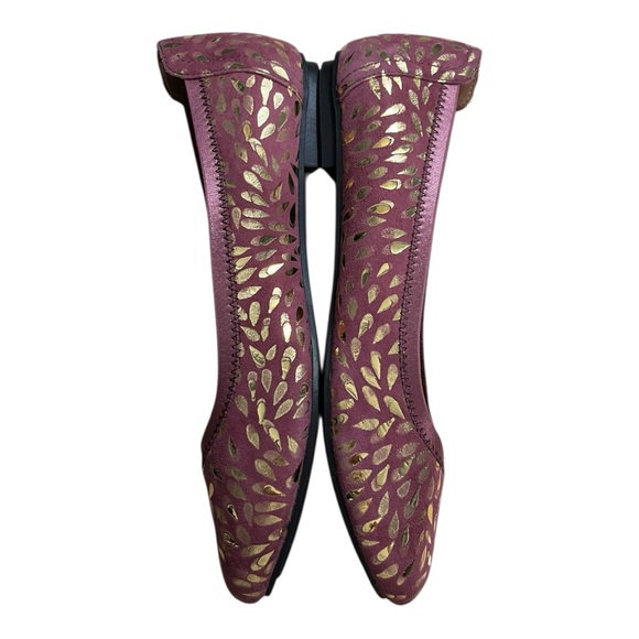 Vionic Caroll Suede Ballet Flats - Picture 4 of 9